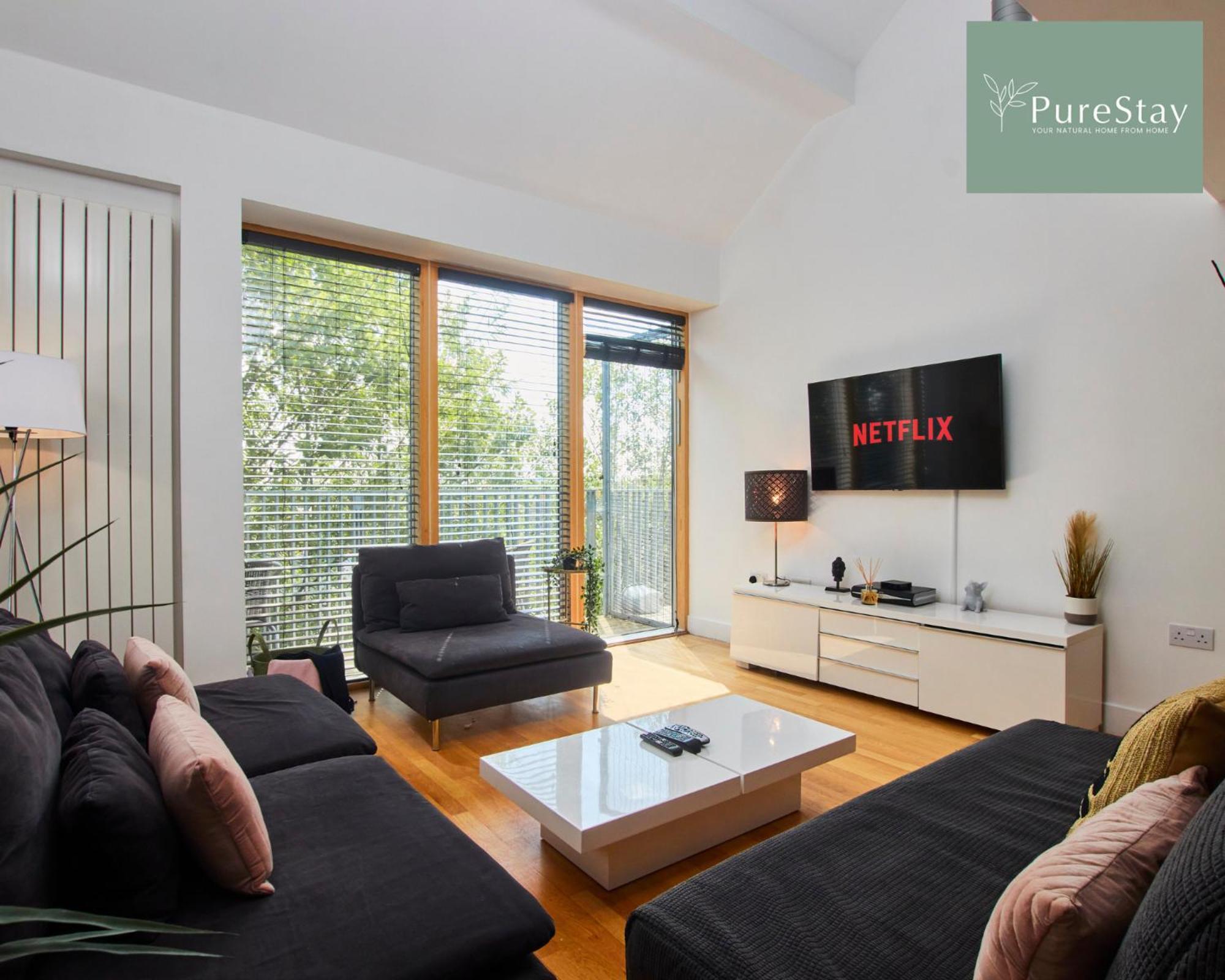Beautiful Four Bed House By Purestay Short Lets & Serviced Accommodation Coventry With Parking Zewnętrze zdjęcie