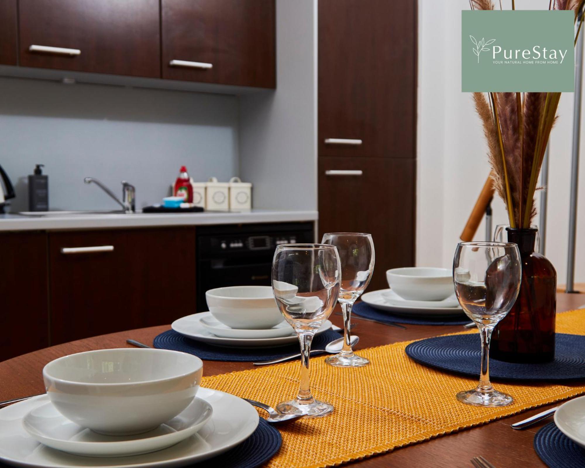 Beautiful Four Bed House By Purestay Short Lets & Serviced Accommodation Coventry With Parking Zewnętrze zdjęcie