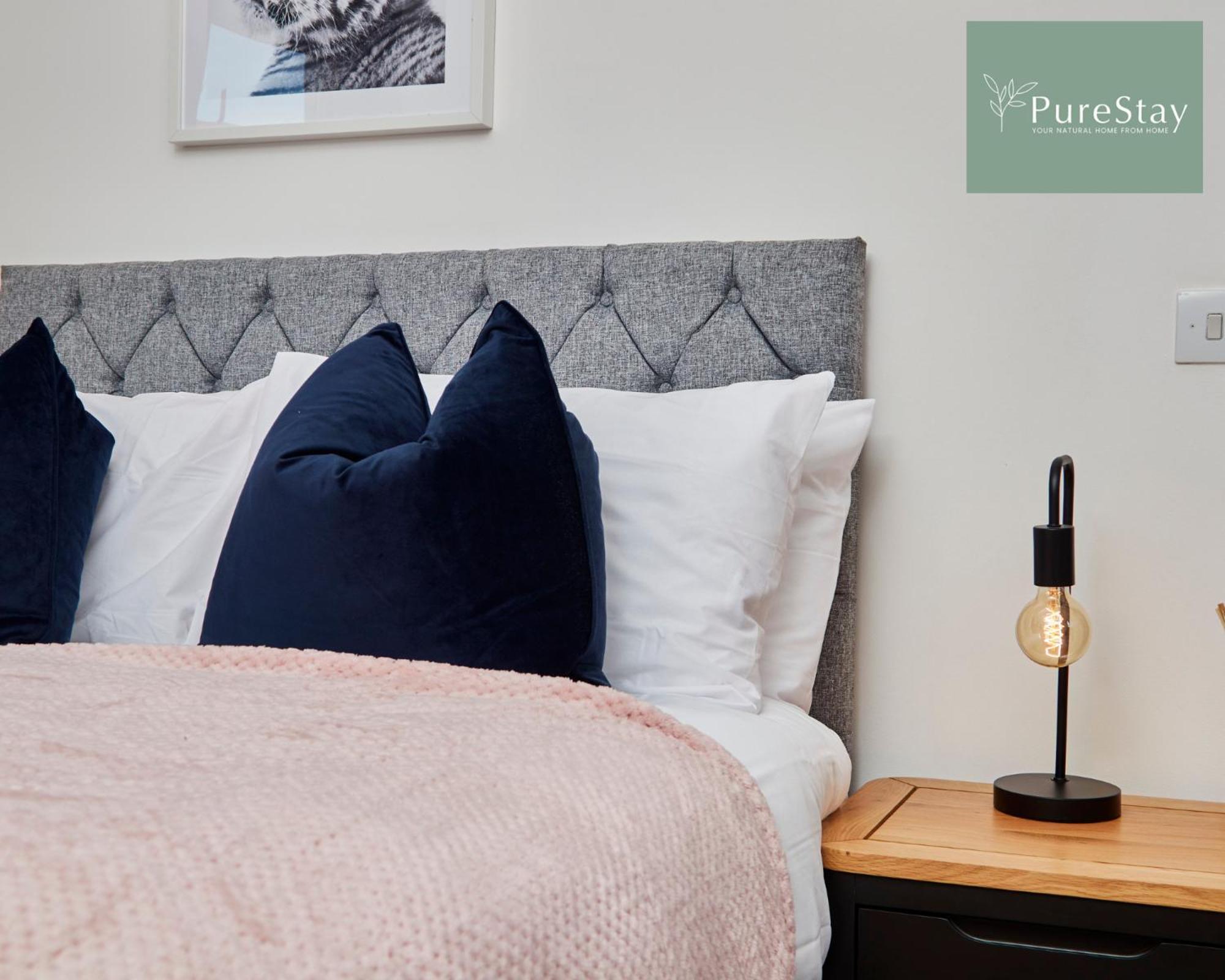 Beautiful Four Bed House By Purestay Short Lets & Serviced Accommodation Coventry With Parking Zewnętrze zdjęcie