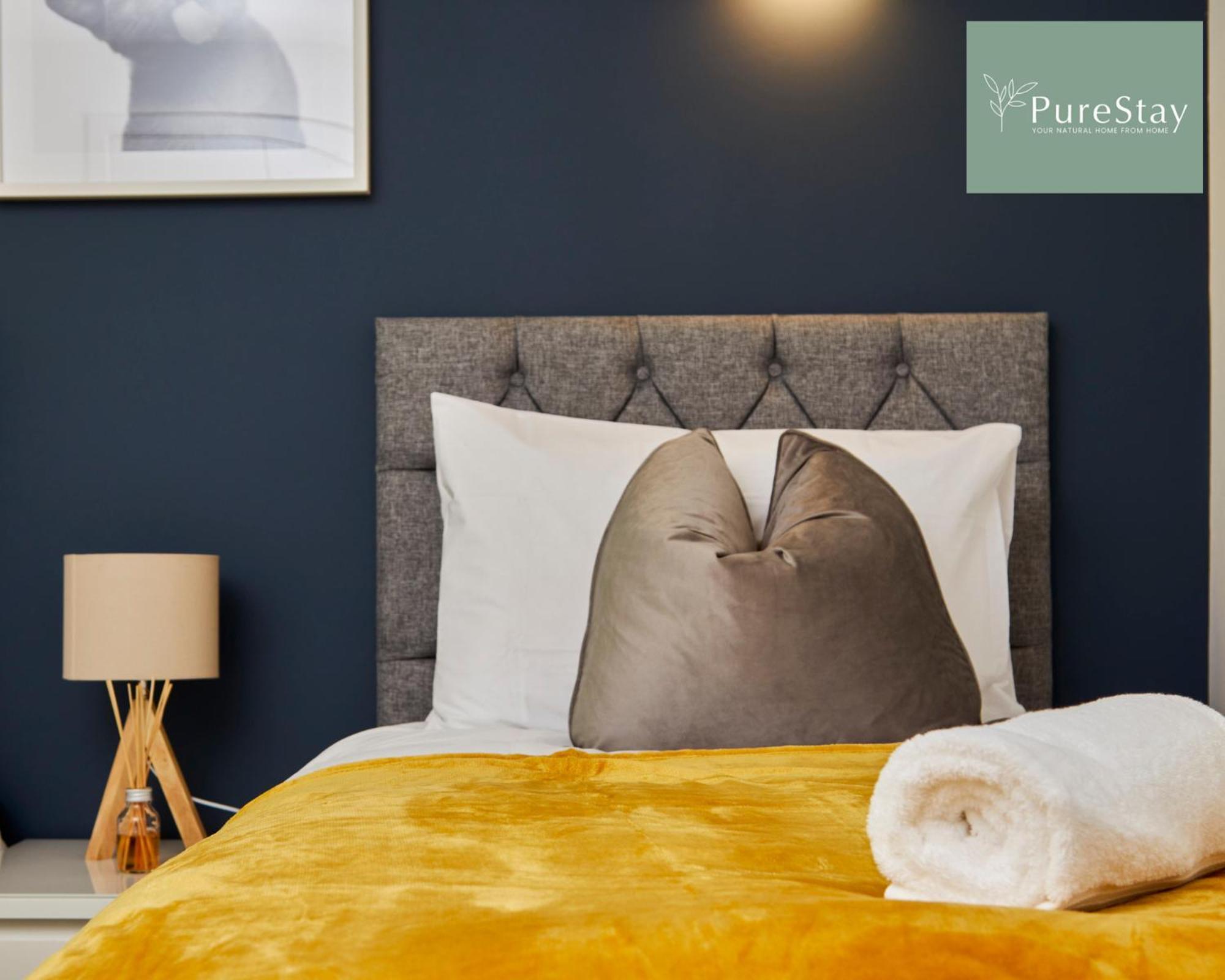 Beautiful Four Bed House By Purestay Short Lets & Serviced Accommodation Coventry With Parking Zewnętrze zdjęcie