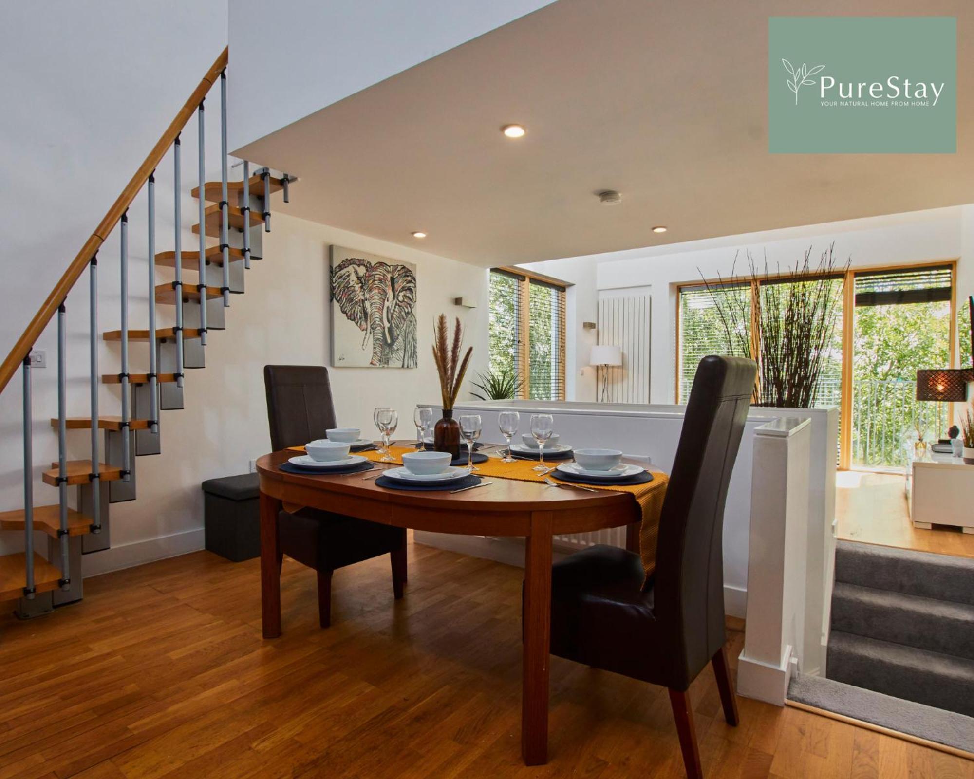 Beautiful Four Bed House By Purestay Short Lets & Serviced Accommodation Coventry With Parking Zewnętrze zdjęcie