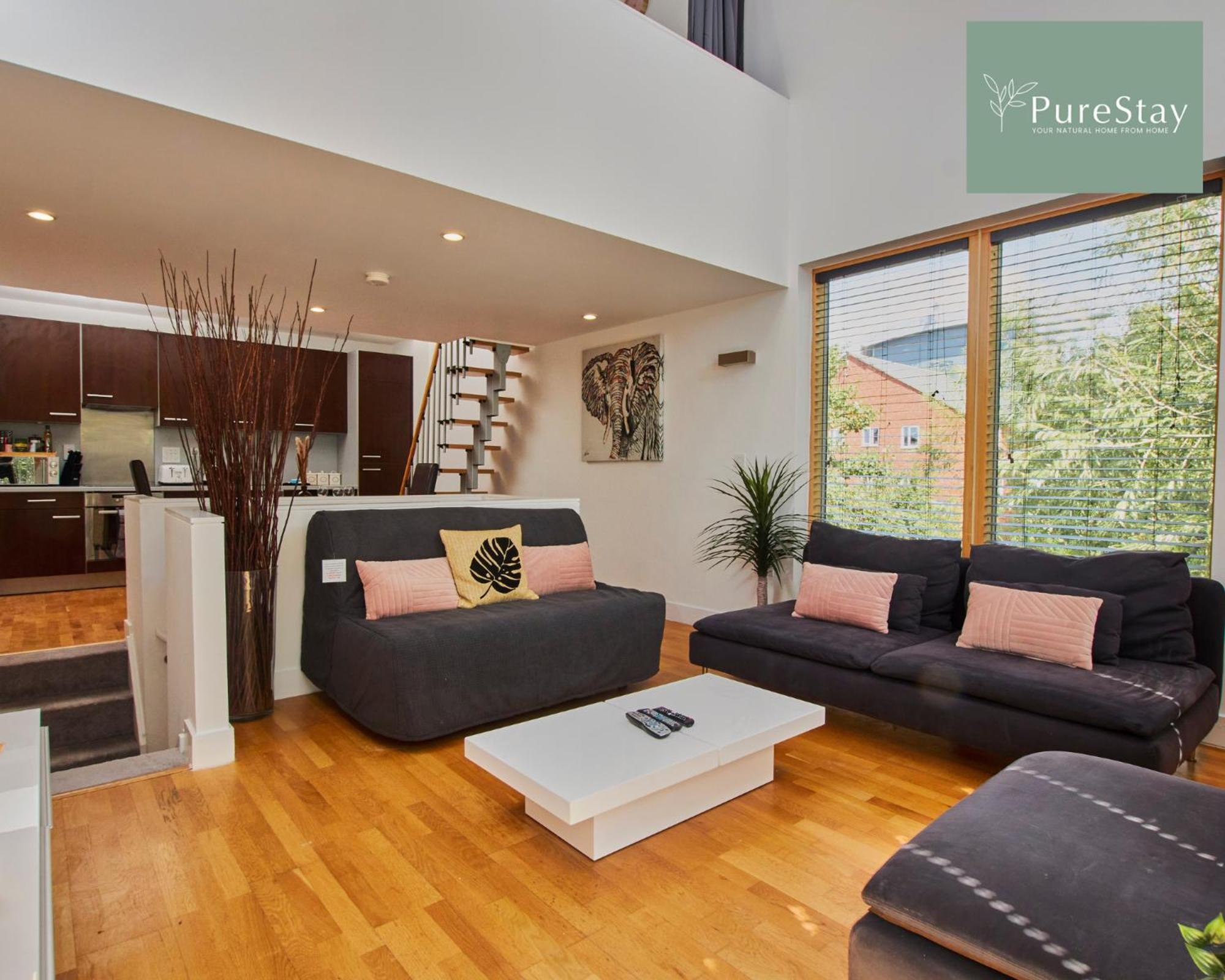 Beautiful Four Bed House By Purestay Short Lets & Serviced Accommodation Coventry With Parking Zewnętrze zdjęcie