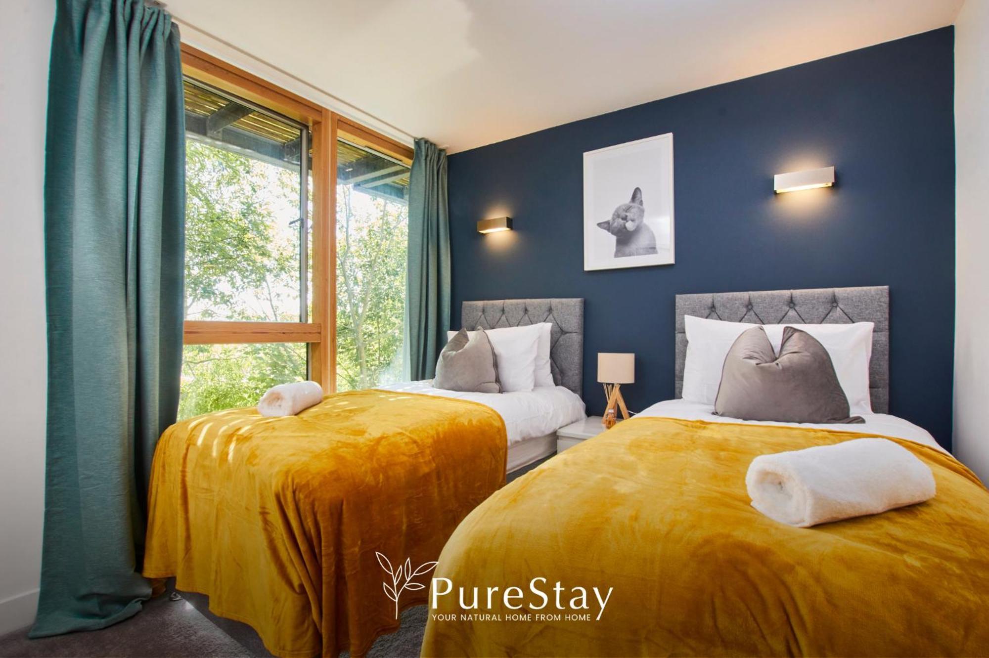 Beautiful Four Bed House By Purestay Short Lets & Serviced Accommodation Coventry With Parking Zewnętrze zdjęcie