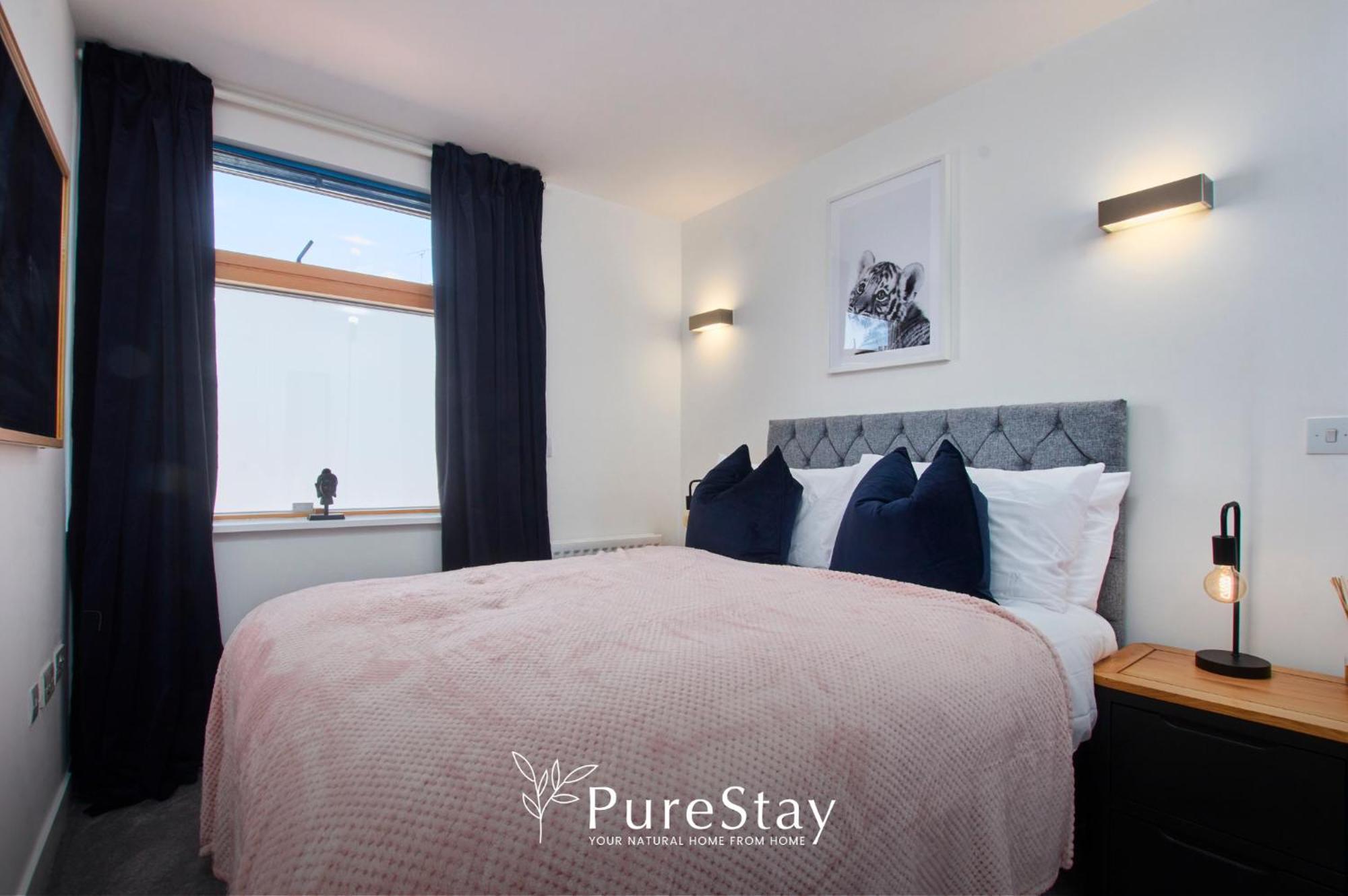 Beautiful Four Bed House By Purestay Short Lets & Serviced Accommodation Coventry With Parking Zewnętrze zdjęcie