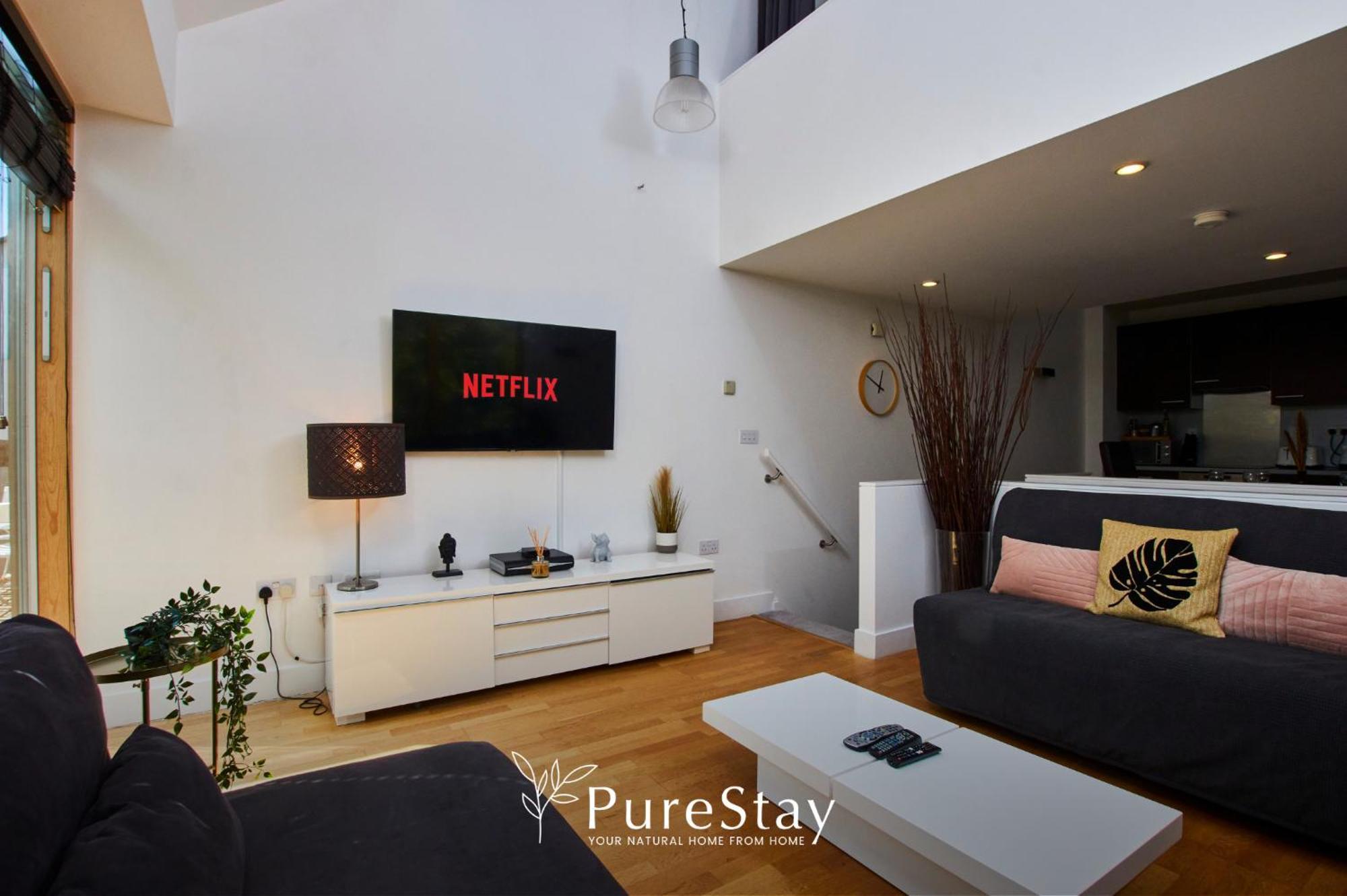 Beautiful Four Bed House By Purestay Short Lets & Serviced Accommodation Coventry With Parking Zewnętrze zdjęcie